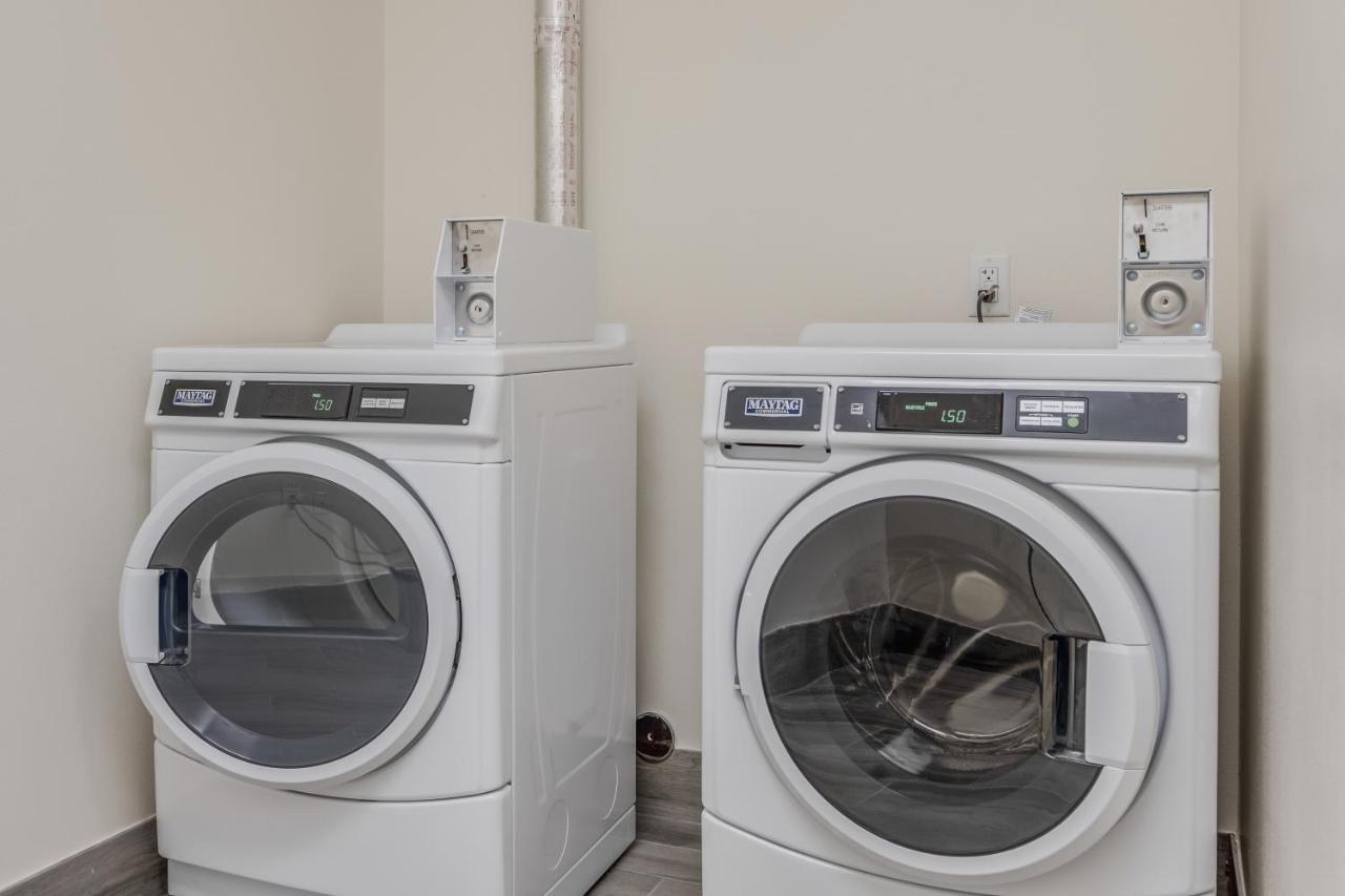 Americas Best Value Inn & Suites ケイティー エクステリア 写真